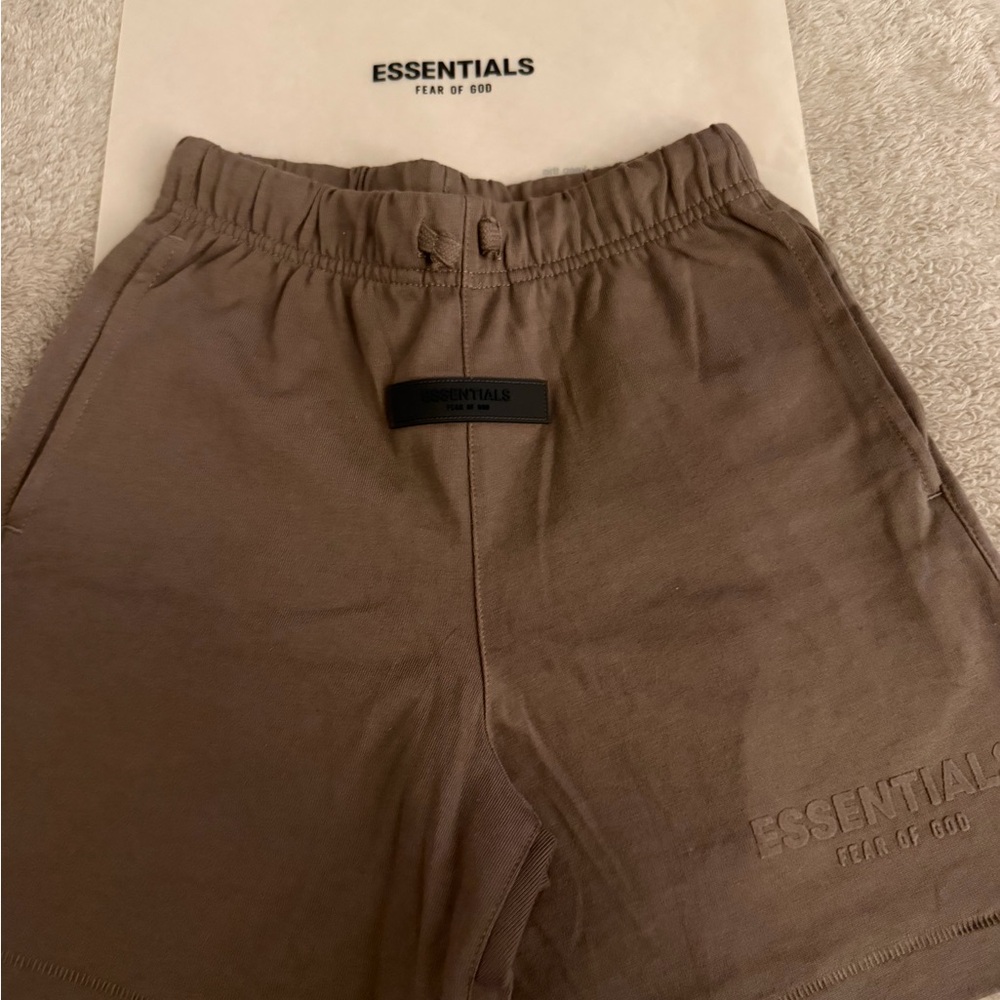 Brown kids shorts Essentials Fear of God size 8 “WOOD” color